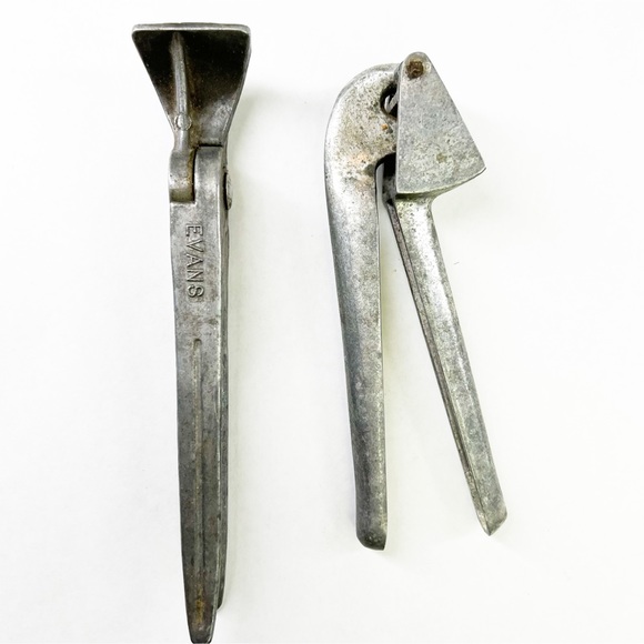 Vintage Evans & Art Beck Products Garlic Press & Tool